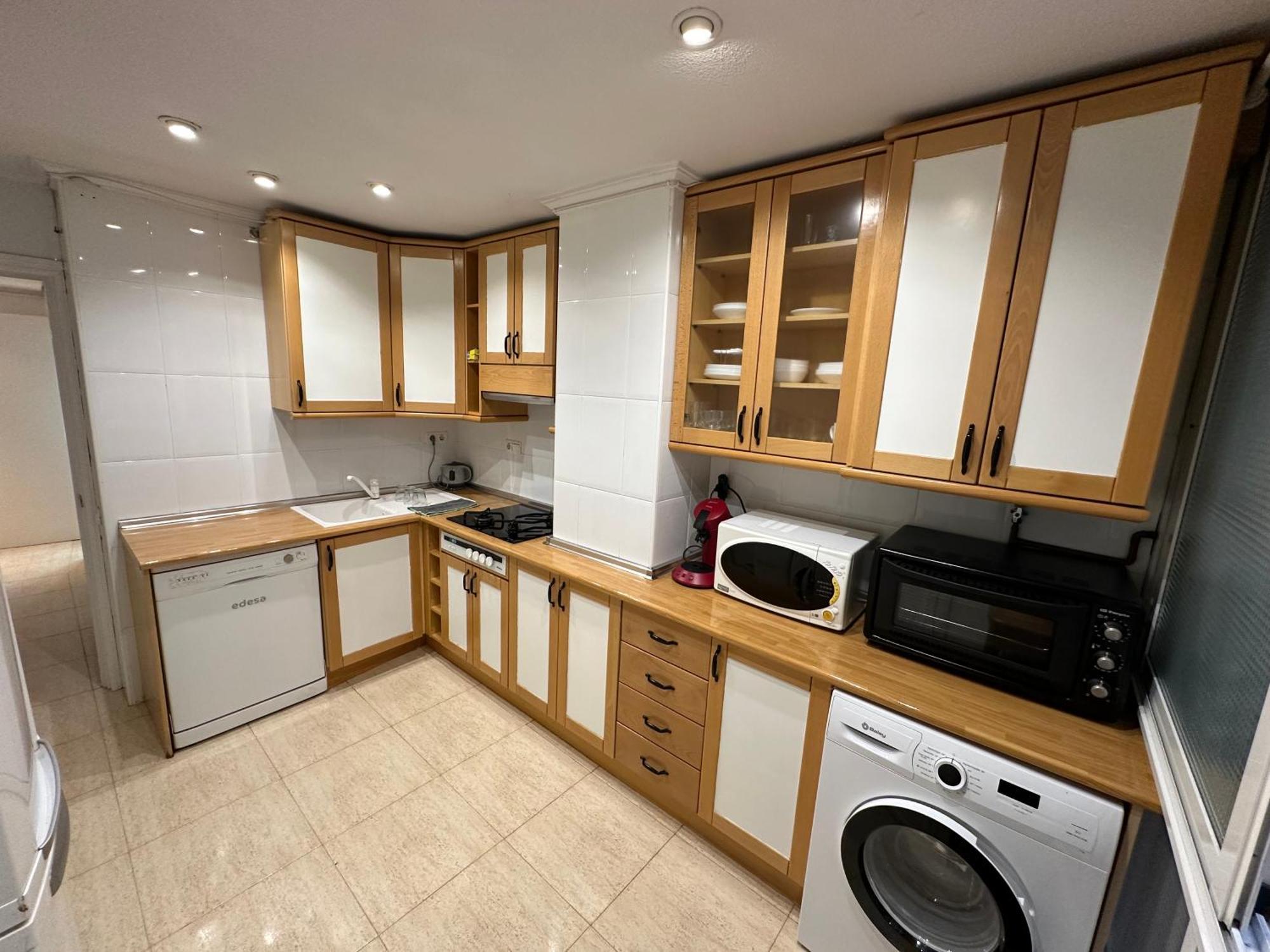 And Center Apartment