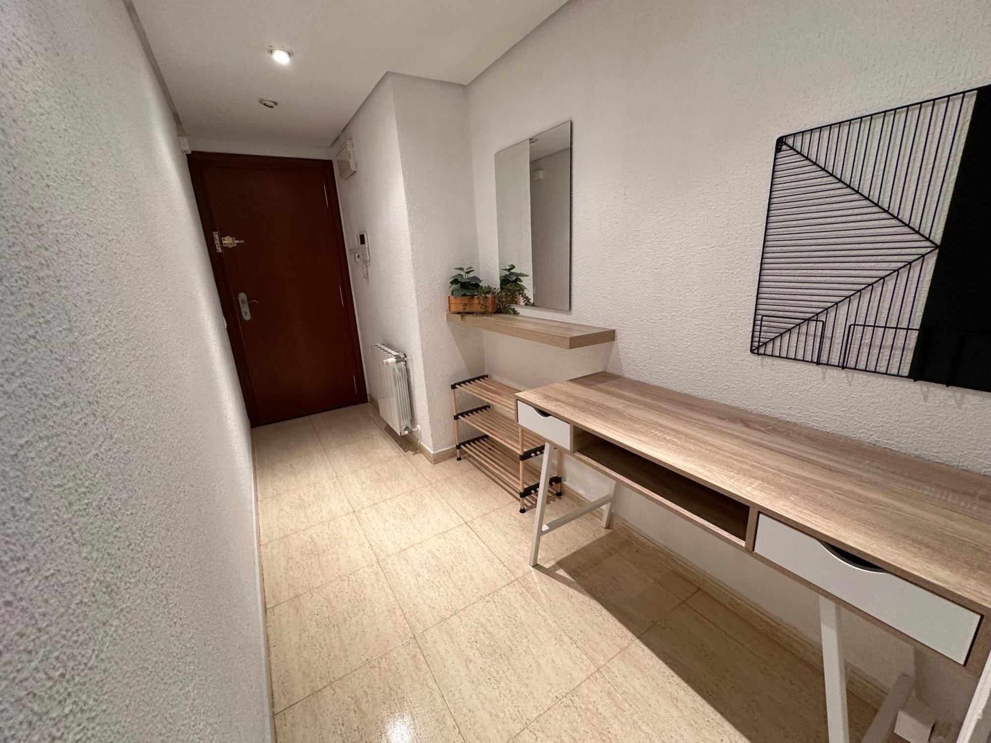 And Center Apartment