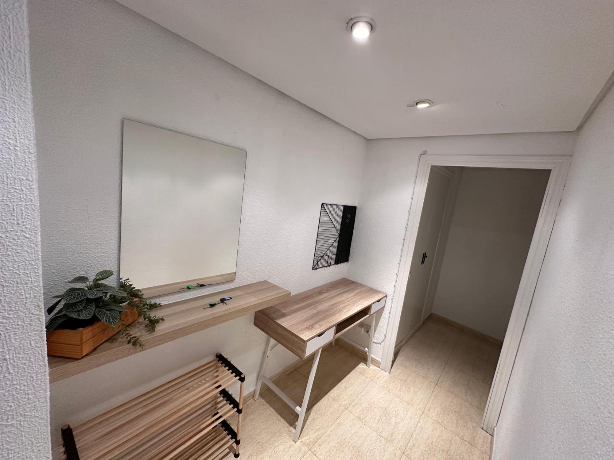 And Center Apartment *